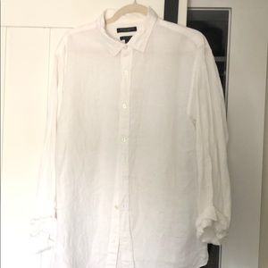 Banana Republic Slim fit white linen shirt- L